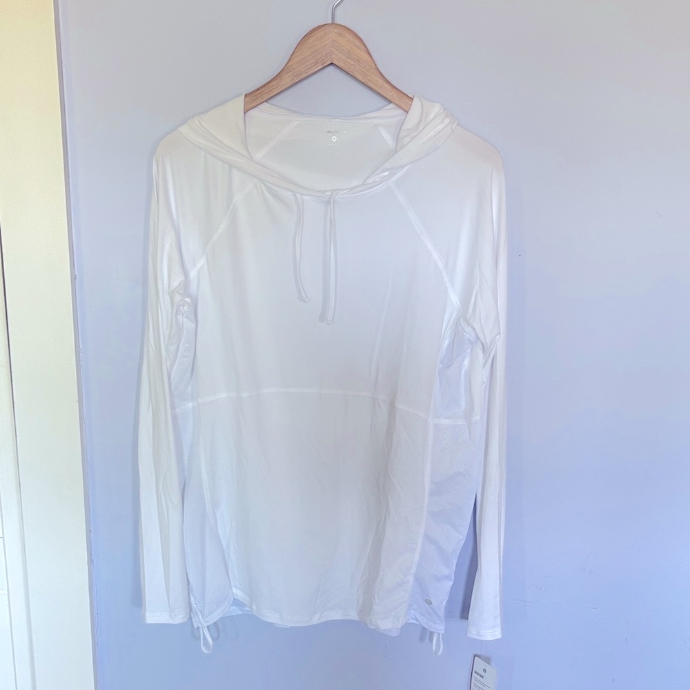 NWT Layer 8 white hoodie Exercise hiking Hooded Long Sleeve Top running medium M